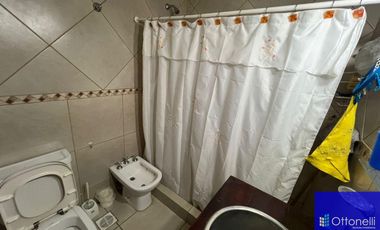 Casa en venta de 2 dormitorios c/ cochera en Costa Azul