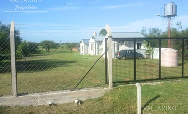 Complejo de 3 unidades con pileta, Colón.