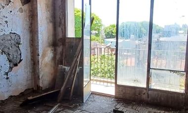 VENTA-GALPON INDUSTRIAL 545m2 CUB 3 PLANTAS-TZA-PARQUE CHACABUCO