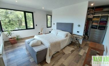 Chalet de categoría en venta. Sierra de los Padres, frente al golf. Gas natural