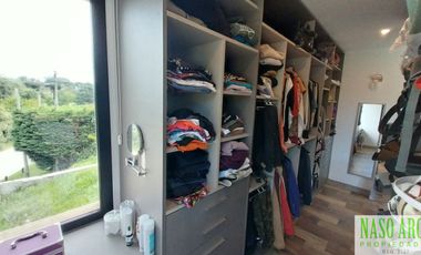 Chalet de categoría en venta. Sierra de los Padres, frente al golf. Gas natural