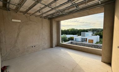 Casa en venta a estrenar en barrio marítimo 1 costa esmeralda