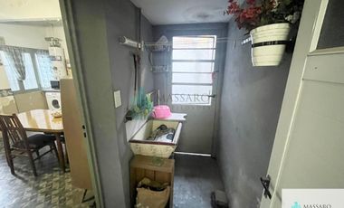 PH en planta baja al fondo con patio, 4 ambientes, Ciudadela.