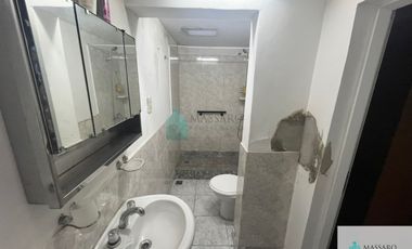 PH en planta baja al fondo con patio, 4 ambientes, Ciudadela.