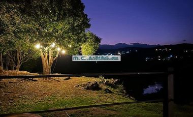 AT156.TALA HUASI. GRAN CASA FRENTE AL RIO. 9 PAX