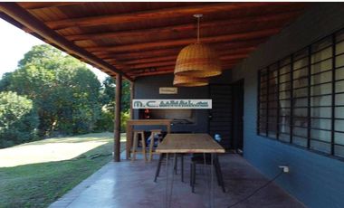 AT156.TALA HUASI. GRAN CASA FRENTE AL RIO. 9 PAX