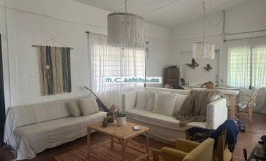 AT156.TALA HUASI. GRAN CASA FRENTE AL RIO. 9 PAX