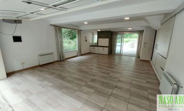 Propiedad de primer nivel en venta en Sierra de los Padres. Gas Nat.