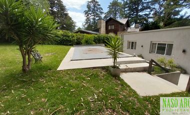 Propiedad de primer nivel en venta en Sierra de los Padres. Gas Nat.