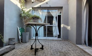 Casa interna ÚNICA en venta de 1 dormitorio en Echesortu, posible AMPLIACIÓN.