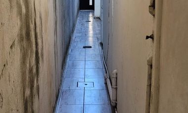 Casa interna ÚNICA en venta de 1 dormitorio en Echesortu, posible AMPLIACIÓN.