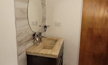 Casa interna ÚNICA en venta de 1 dormitorio en Echesortu, posible AMPLIACIÓN.