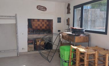 Venta Moderno Chalet 6 ambientes con piscina. Zona Golf, Sierra de los Padres