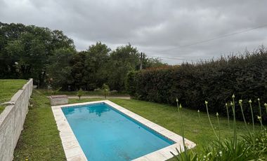 Venta Moderno Chalet 6 ambientes con piscina. Zona Golf, Sierra de los Padres