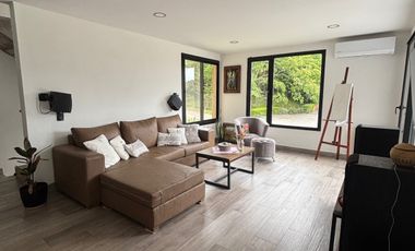 Venta Moderno Chalet 6 ambientes con piscina. Zona Golf, Sierra de los Padres