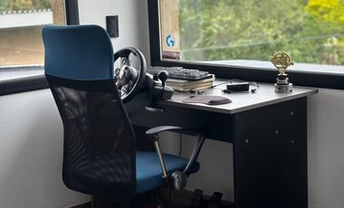 Venta Moderno Chalet 6 ambientes con piscina. Zona Golf, Sierra de los Padres