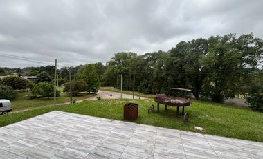 Venta Moderno Chalet 6 ambientes con piscina. Zona Golf, Sierra de los Padres