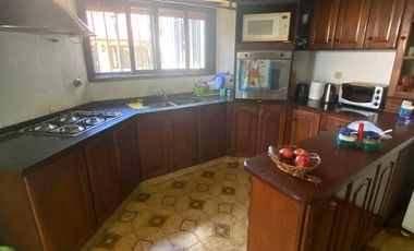 Casa en venta de 4 dormitorios c/ cochera en San Miguel