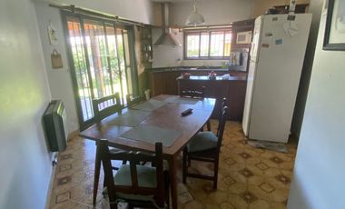 Casa en venta de 4 dormitorios c/ cochera en San Miguel