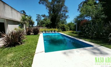 Moderno Chalet en vente en Sierra de los Padres. Gas natural conectado