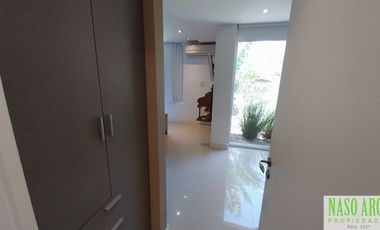 Moderno Chalet en vente en Sierra de los Padres. Gas natural conectado