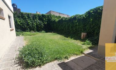 Casa en venta de 4 dormitorios c/ cochera en Cinco Saltos