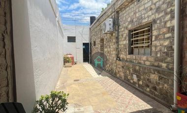 Casa en venta de 2 dormitorios c/ cochera en Rafaela
