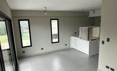 Departamento en venta de 1 dormitorio en Canning