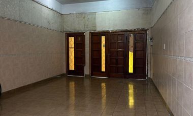 Casa en venta de 2 dormitorios c/ cochera en Floresta