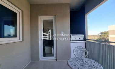 Departamento 3 ambientes con cochera en Loma Verde