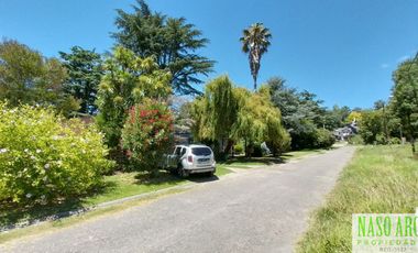 Chalet en venta en Sierra de los Padres. Gas natural. A 3 cuadras de la entrada
