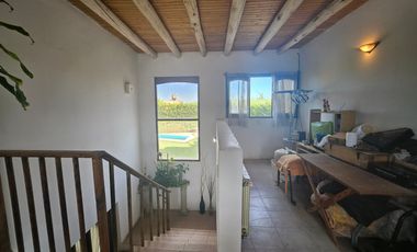 Casa en venta de 4 dormitorios c/ cochera en Luzuriaga