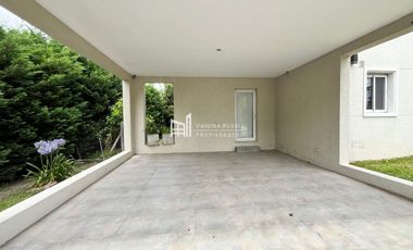 Casa en venta en Haras Santa María al golf
