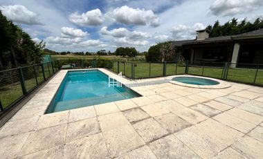 Casa en venta en Haras Santa María al golf