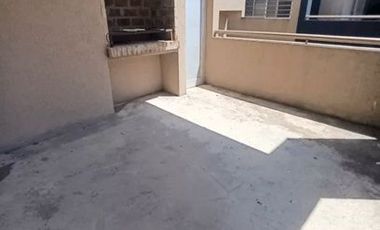 Departamento en venta de 2 dormitorios c/ cochera en Las Toninas