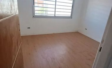 Departamento en venta de 2 dormitorios c/ cochera en Las Toninas