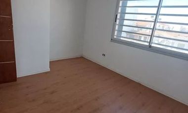 Departamento en venta de 2 dormitorios c/ cochera en Las Toninas
