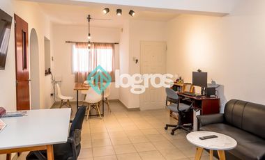 Departamento en venta - APTO CRÉDITO - 2 dormitorios - Mitre al 1700