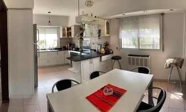 VENTA casa Colina de Peralta Ramos Mar del Plata