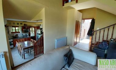 OPORTUNIDAD!!! Importante chalet en venta en Sierra de los Padres. Gas Natural