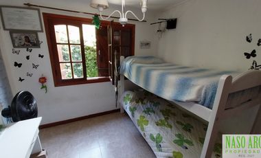 OPORTUNIDAD!!! Importante chalet en venta en Sierra de los Padres. Gas Natural