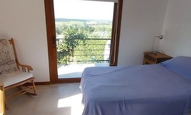 Propiedad de categoría. Sierra de los Padres.  Gas natural. Piscina climatizada