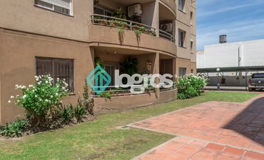 Departamento en venta - APTO CRÉDITO - 3 dormitorios con cochera - Centro