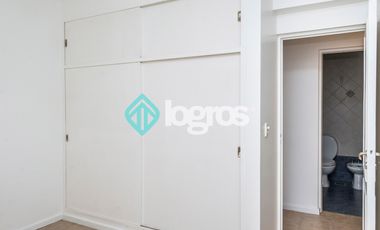 Departamento en venta - APTO CRÉDITO - 3 dormitorios con cochera - Centro