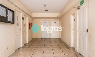 Departamento en venta - APTO CRÉDITO - 3 dormitorios con cochera - Centro