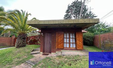 Casa en venta de 3 dormitorios c/ cochera en Costa Azul