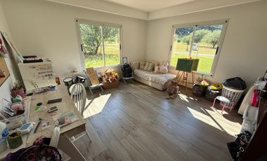 IMPORTANTE CASA EN COUNTRY CHACRAS DEL VALLE NUEVO