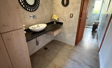 IMPORTANTE CASA EN COUNTRY CHACRAS DEL VALLE NUEVO