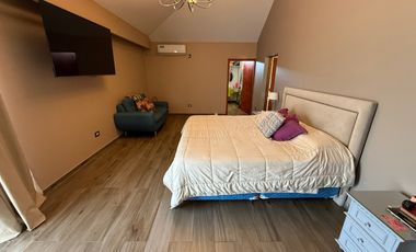 IMPORTANTE CASA EN COUNTRY CHACRAS DEL VALLE NUEVO
