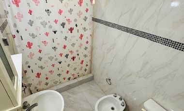 Casa en venta de 2 dormitorios c/ cochera en Roldán